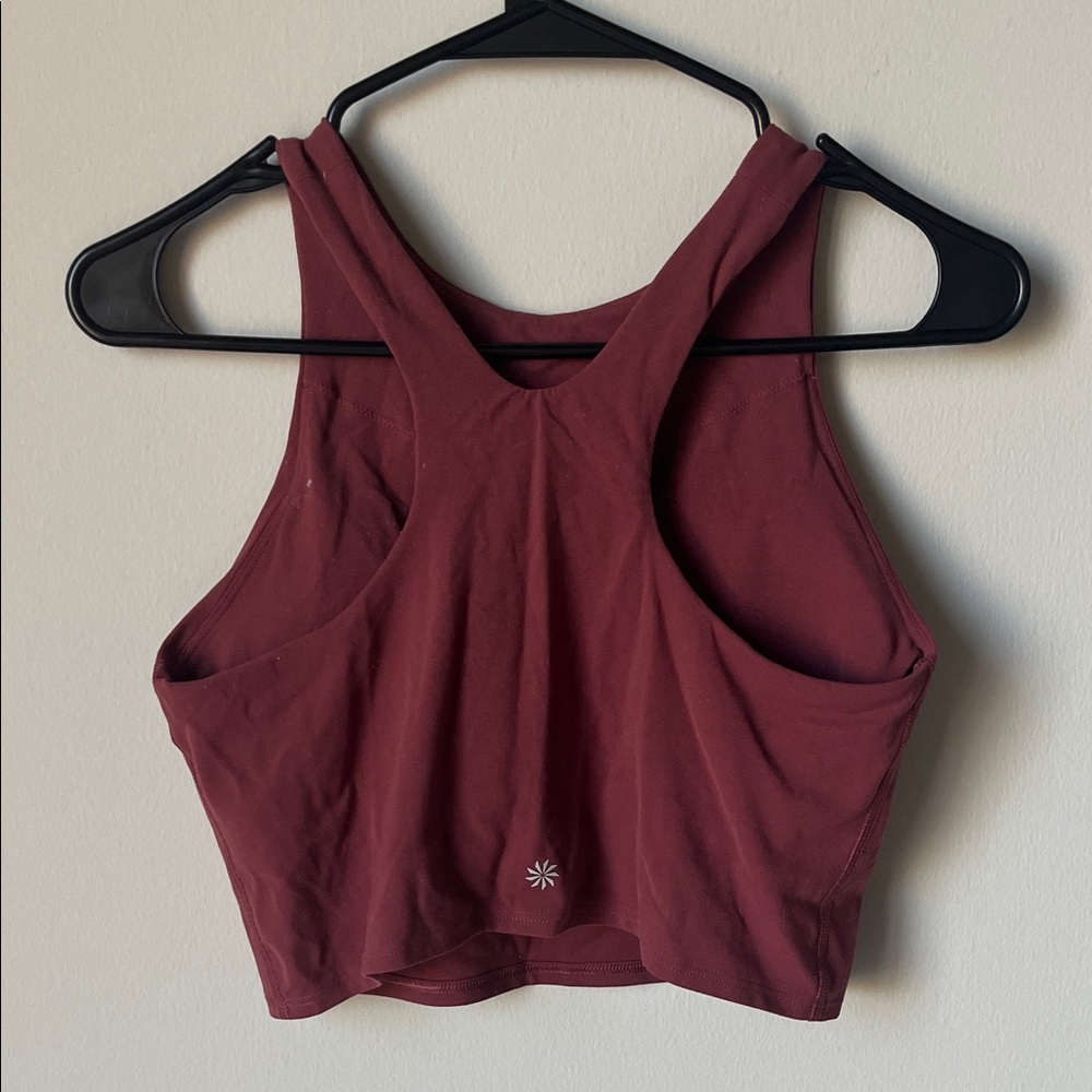 Athlete workout top - Picture 2 of 3